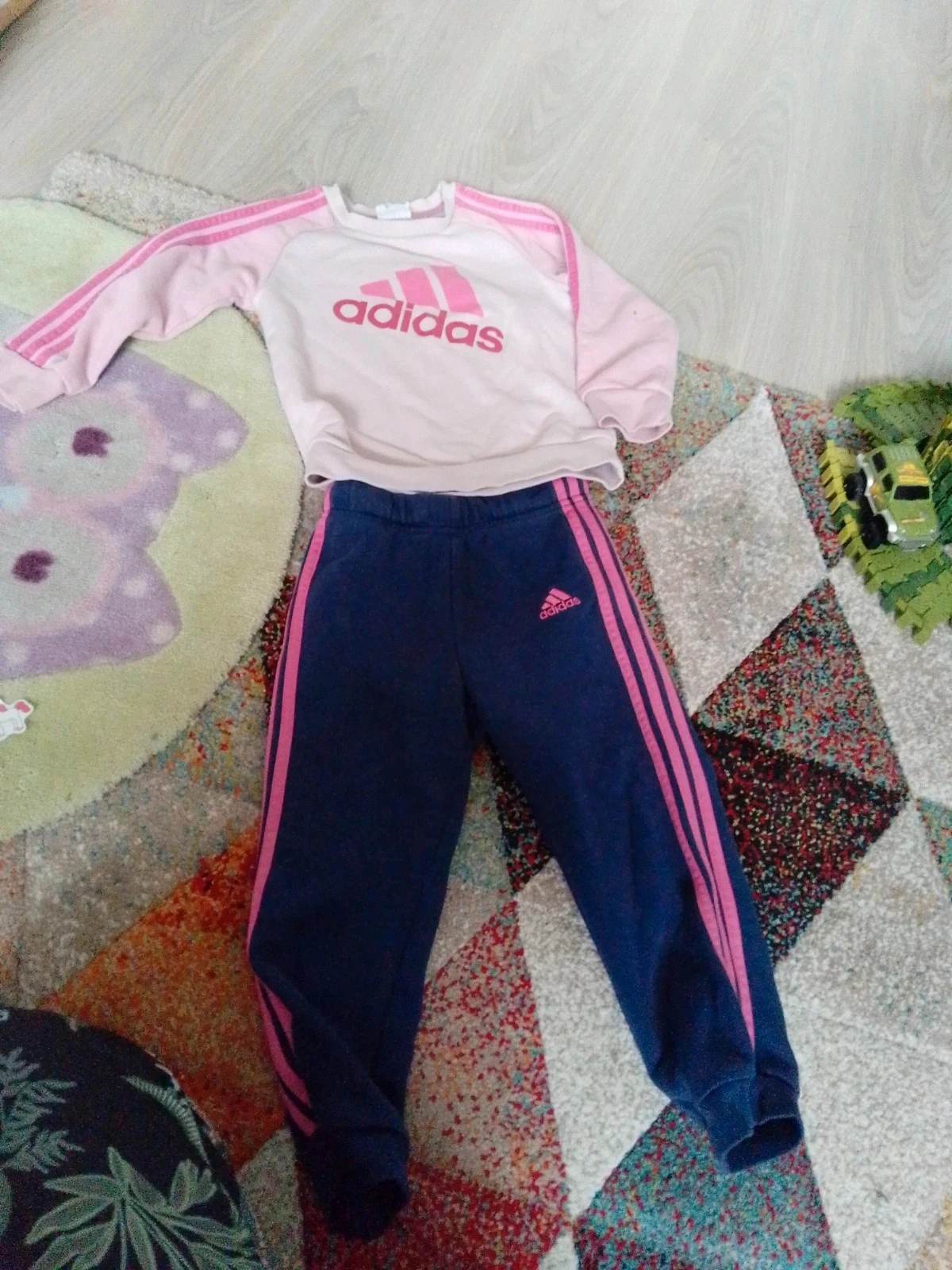 Survêtement fille adidas 18 / 24 mois